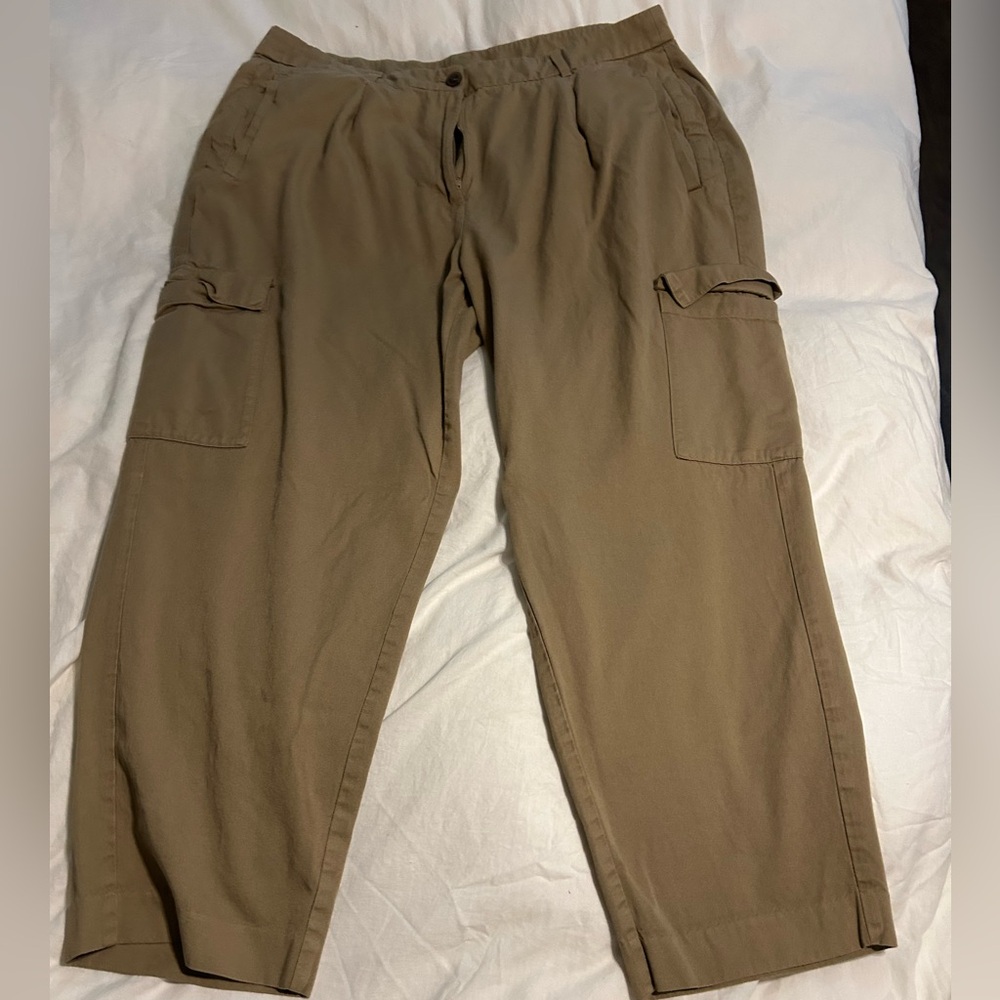 Women’s Taylor straight khaki pants a